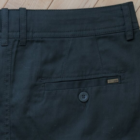 NWOT MNG 100% Cotton Green Short Skirt| US 6 - Picture 8 of 11